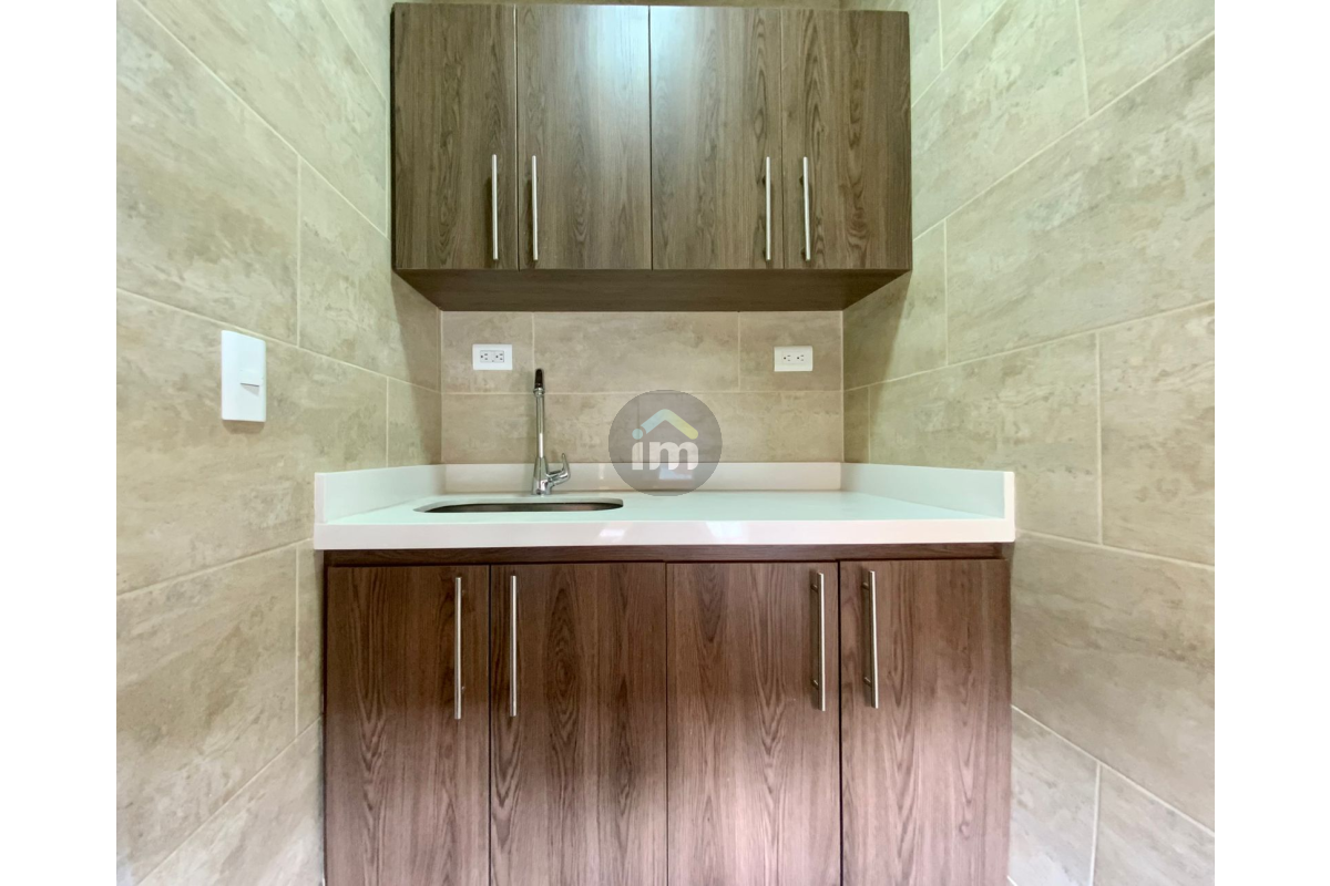Oficina en Arriendo, Laureles -Medellín