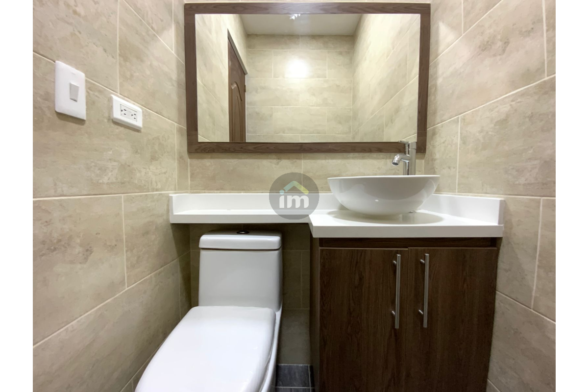 Oficina en Arriendo, Laureles -Medellín