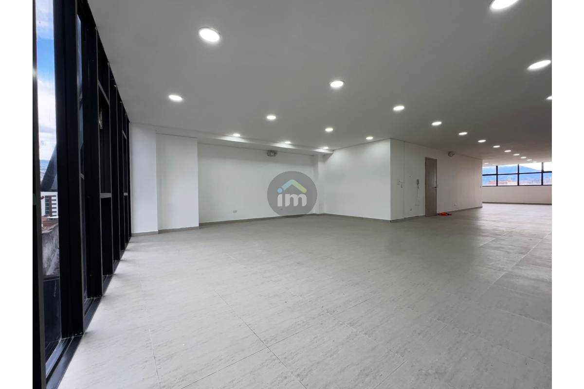Oficina en Arriendo, Laureles -Medellín