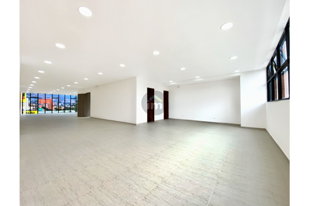 Oficina en Arriendo, Laureles -Medellín