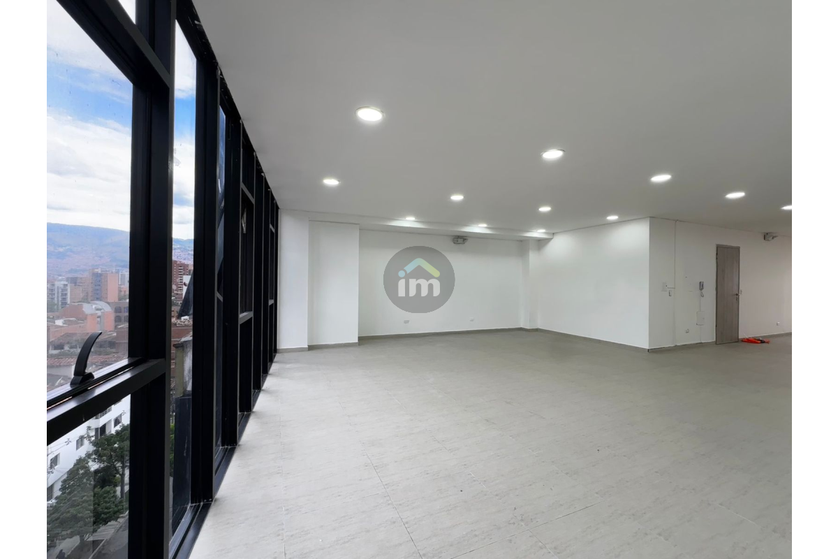 Oficina en Arriendo, Laureles -Medellín
