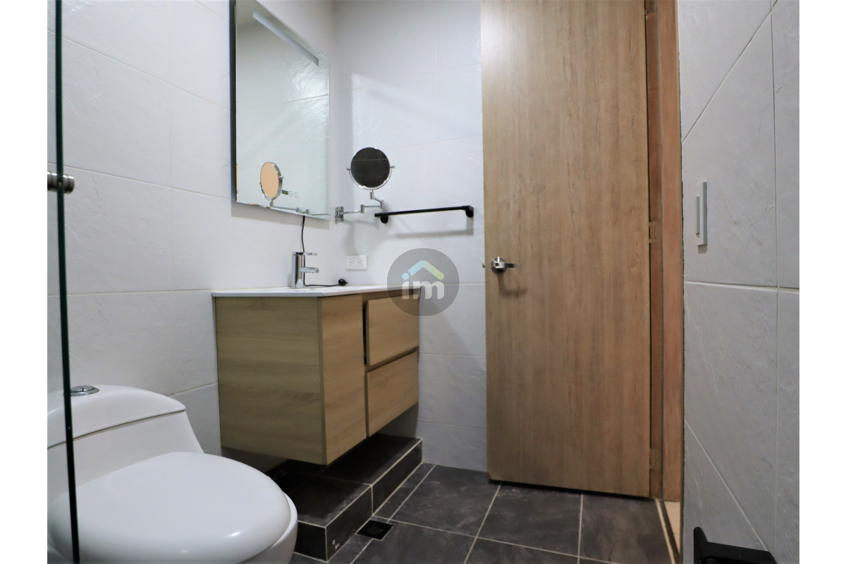 Casa en Arriendo, El Poblado-Medellín