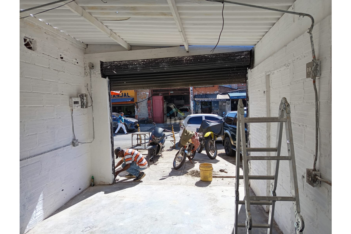 Local en Arriendo, Naranjal- Medellín