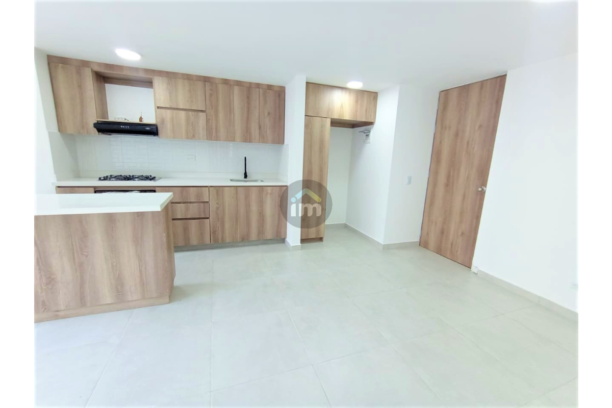 Apartamentos en Arriendo, La Doctora Sabaneta - RED43677