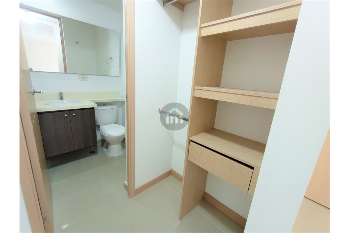 Apartamento en Venta, San Remo Sabaneta - RED44217