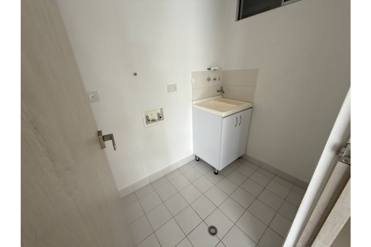 Apartamentos en Venta, Urbanización Ciudad Jardín Cali - AV15