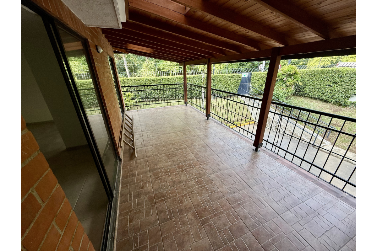 Casas en Venta, Urbanización Ciudad Jardín Cali - CV15