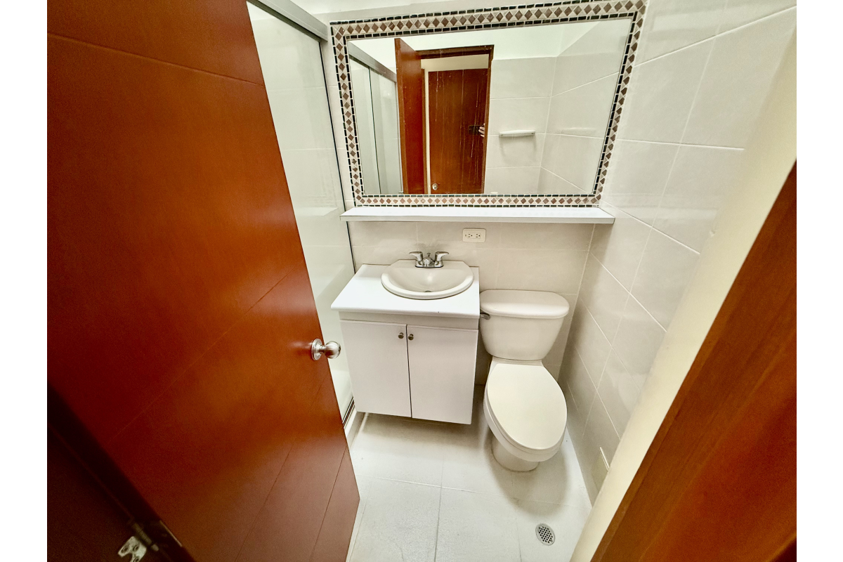 Casas en Venta, Urbanización Ciudad Jardín Cali - CV15