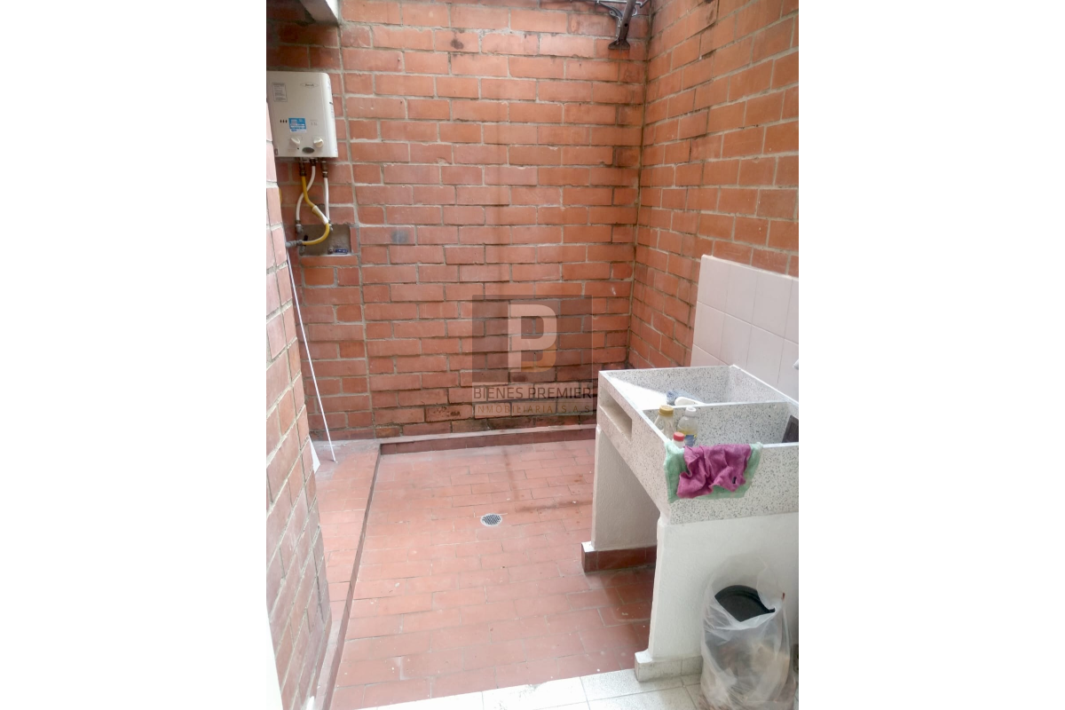 Casas en Venta, Urbanización Ciudad Jardín Cali - CV15