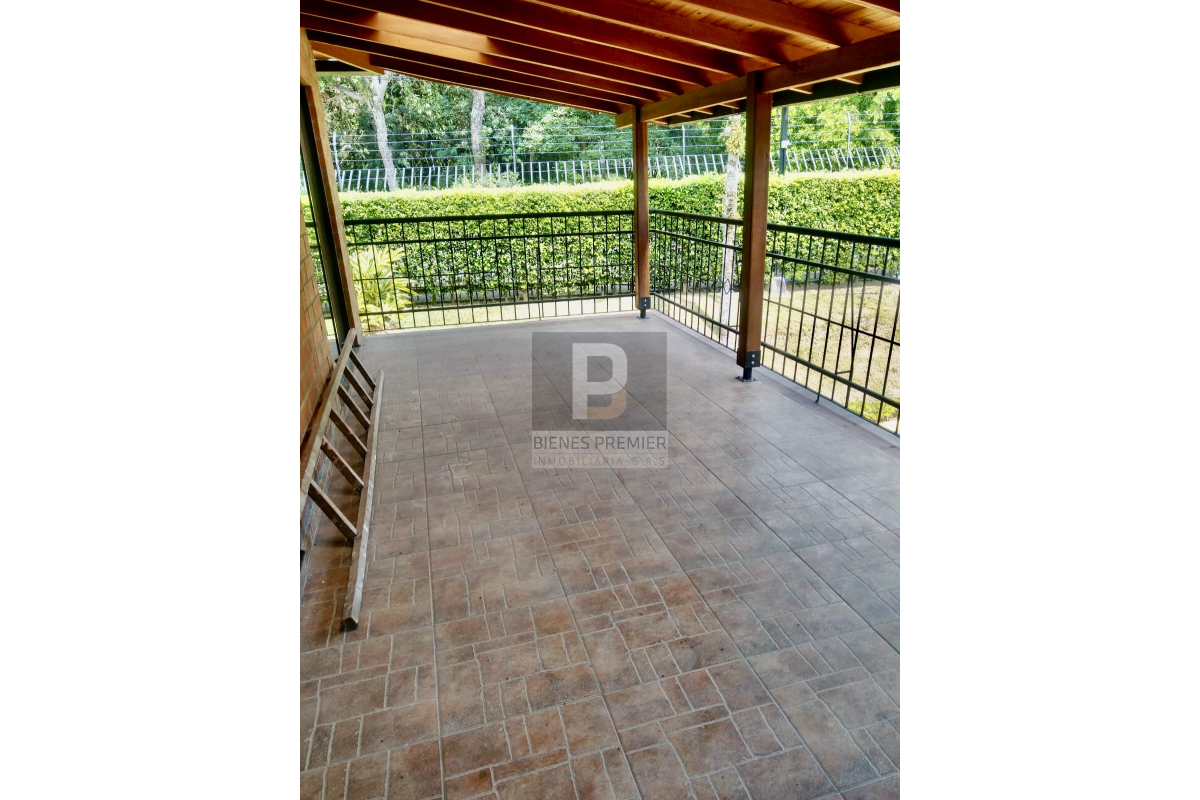 Casas en Venta, Urbanización Ciudad Jardín Cali - CV15