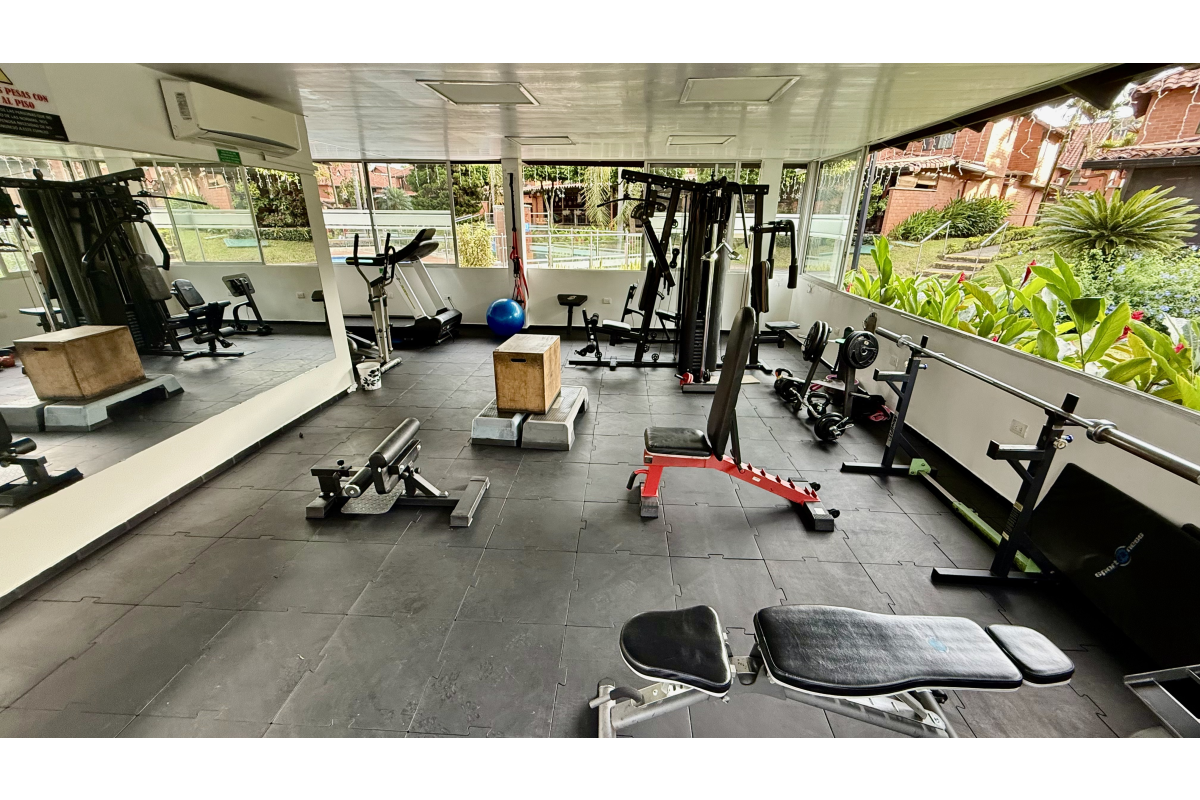 Casas en Venta, Urbanización Ciudad Jardín Cali - CV15