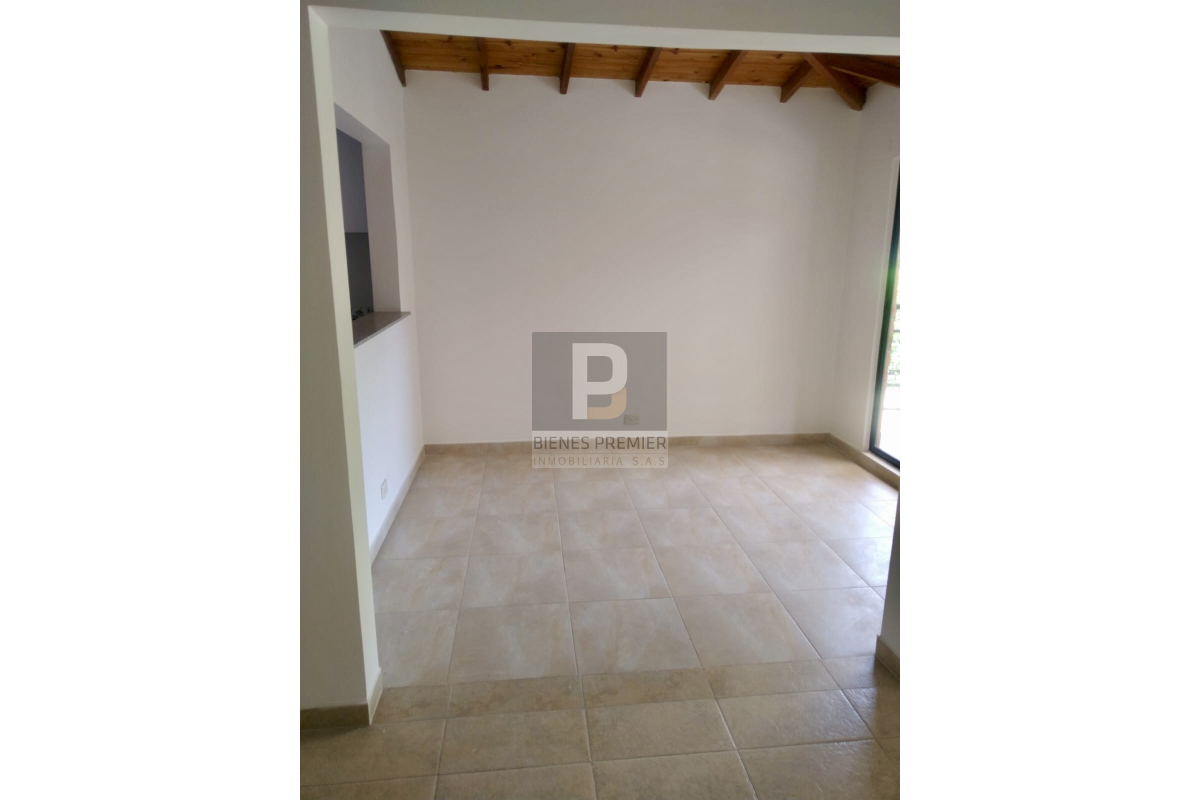 Casas en Venta, Urbanización Ciudad Jardín Cali - CV15