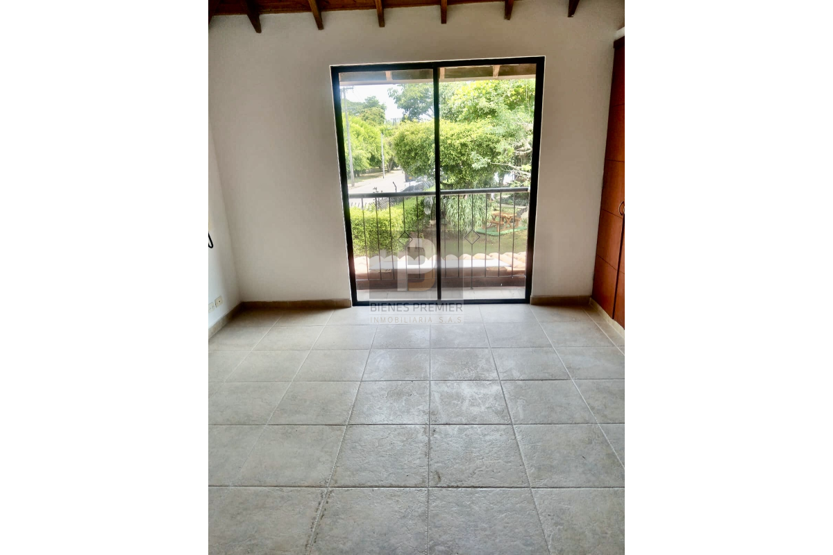 Casas en Venta, Urbanización Ciudad Jardín Cali - CV15