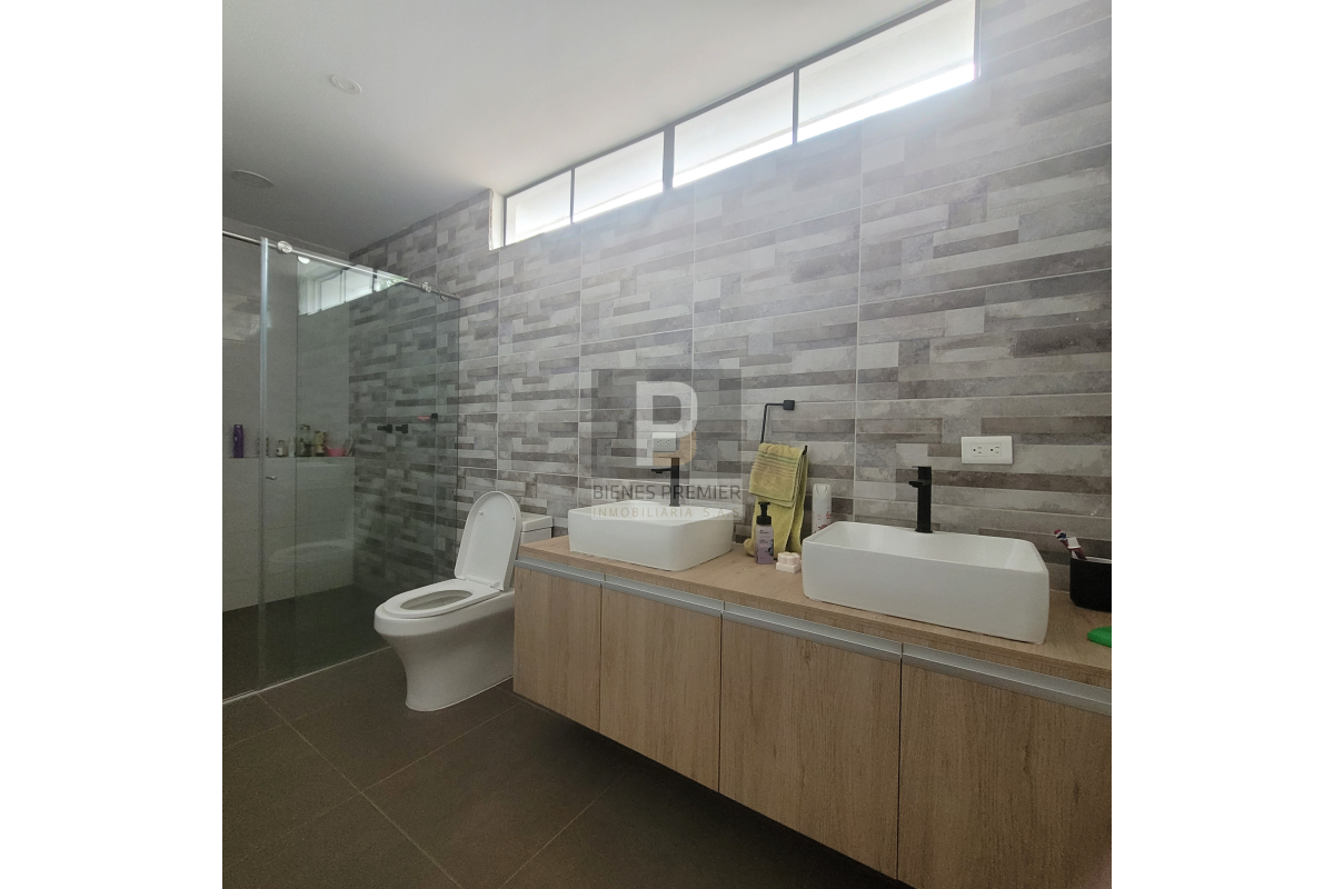 Casas en Arriendo, El Lido Cali - CA26