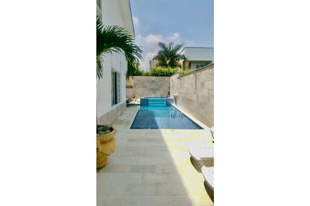 Casas en Venta, Urbanización Ciudad Jardín Cali - CV27