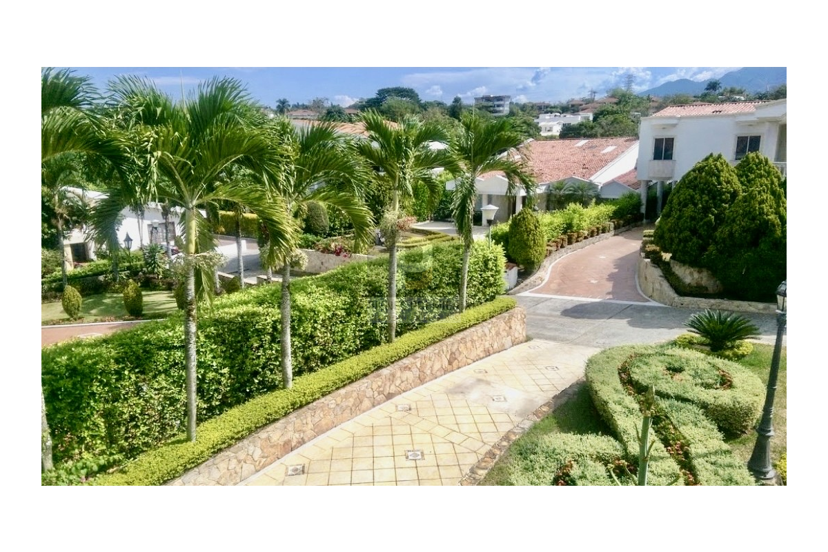 Casas en Venta, Urbanización Ciudad Jardín Cali - CV27
