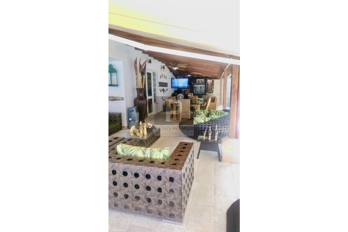 Casas en Venta, Urbanización Ciudad Jardín Cali - CV27