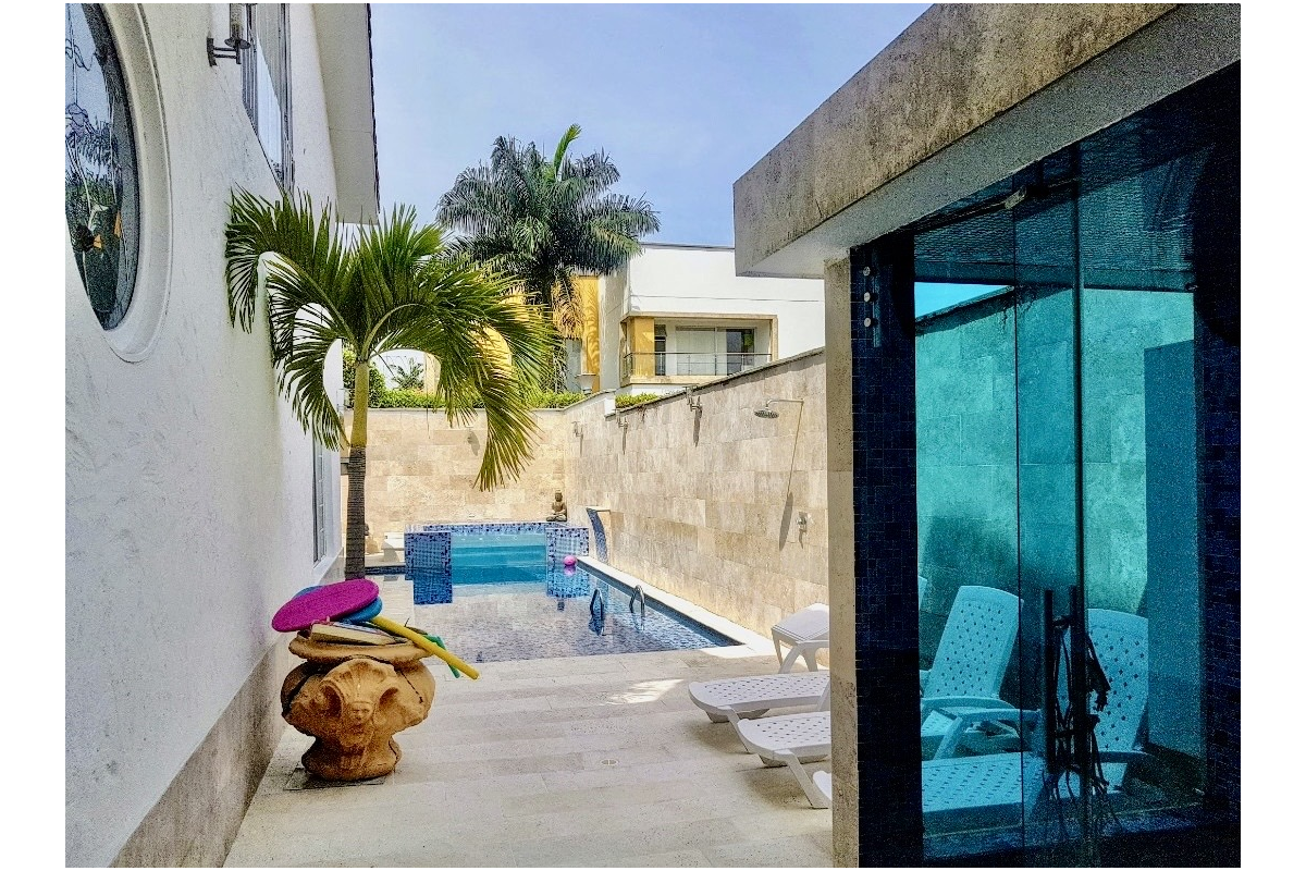 Casas en Venta, Urbanización Ciudad Jardín Cali - CV27