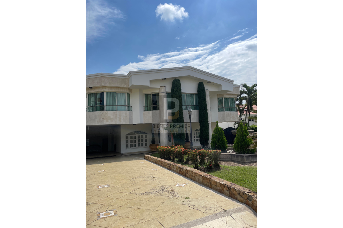 Casas en Venta, Urbanización Ciudad Jardín Cali - CV27