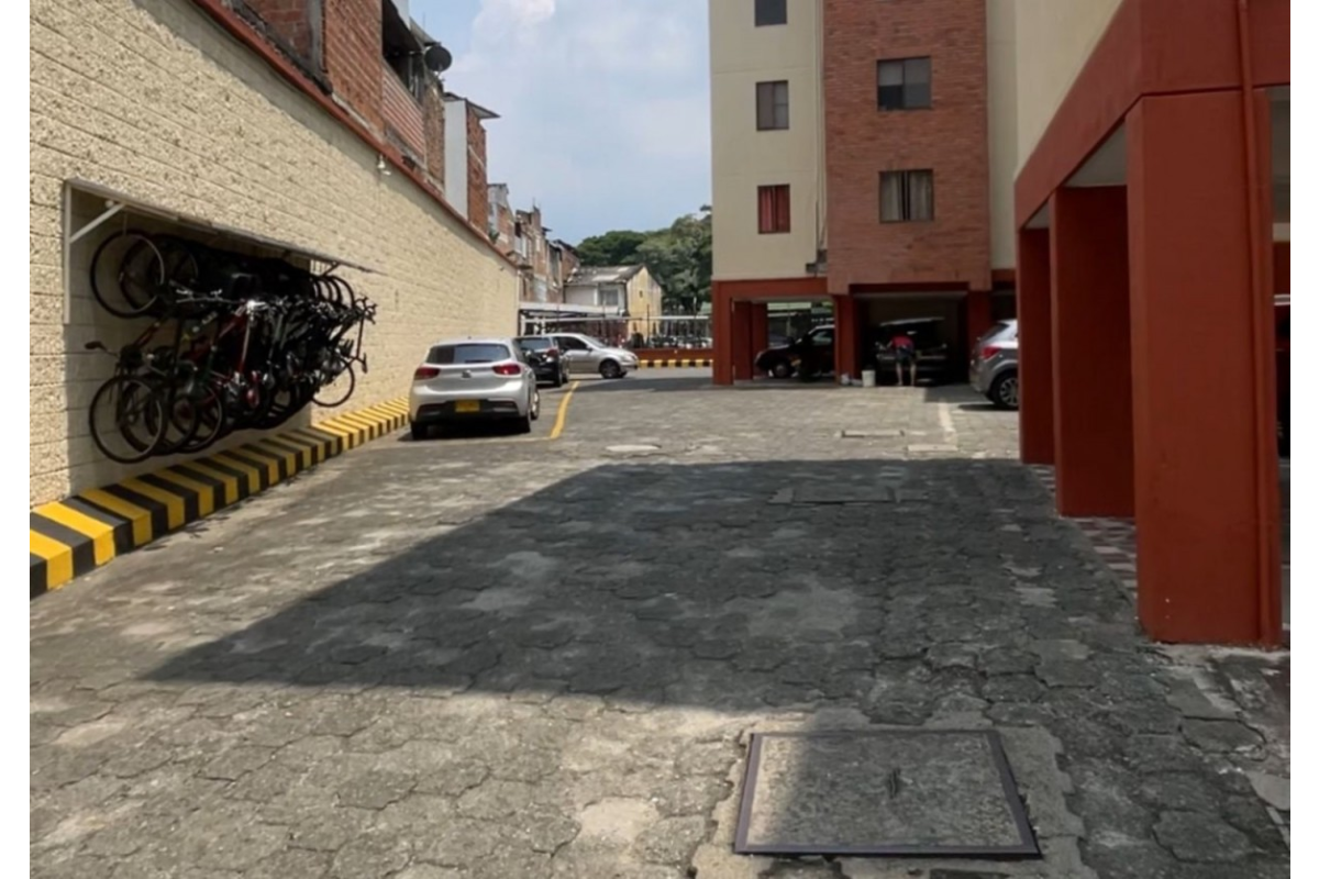 Apartamentos en Venta, El Cedro Cali - AV42