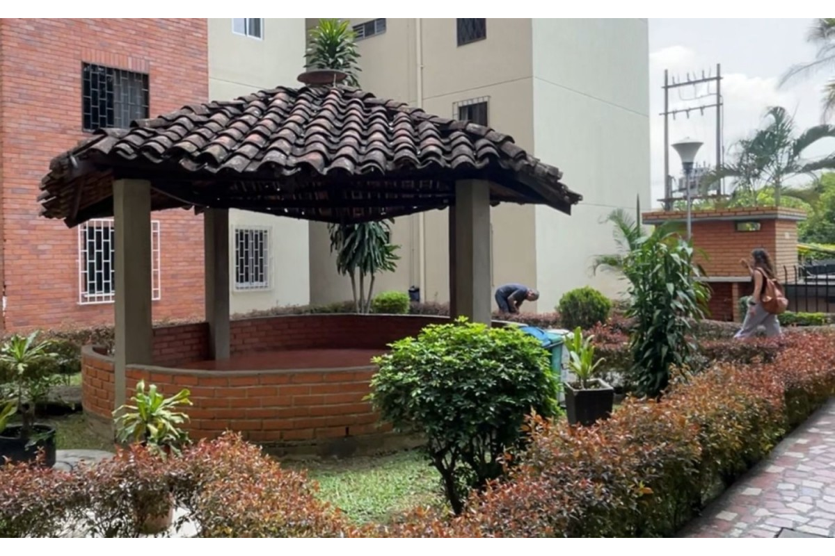 Apartamentos en Venta, El Cedro Cali - AV42