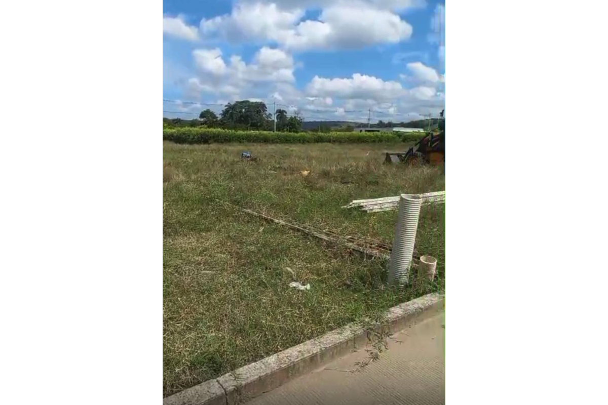 Lote A Esquinero en Venta, Transversal 12 Tulua - LV45