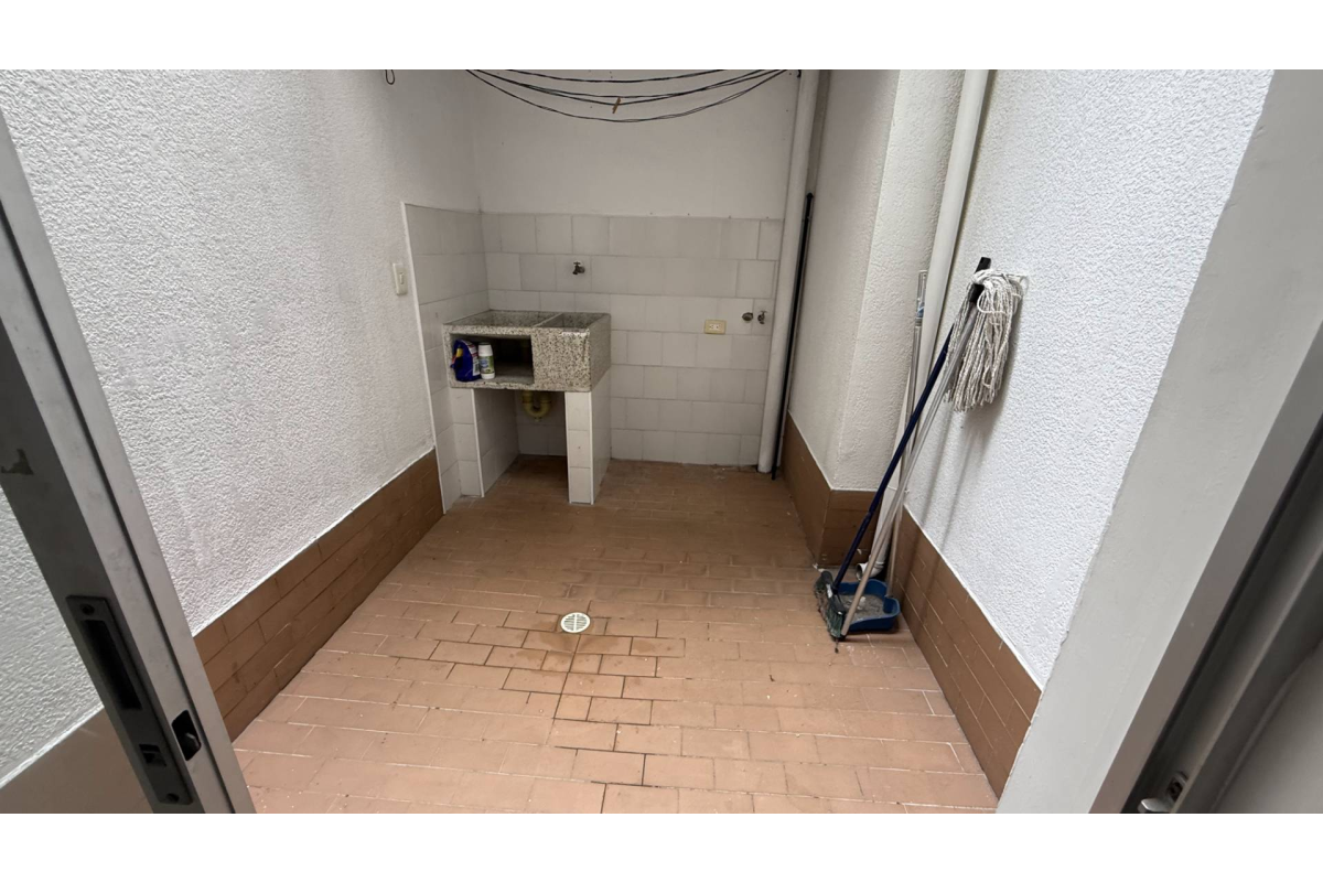 Apartaestudio en Alquiler, El Cedro Cali - AA54