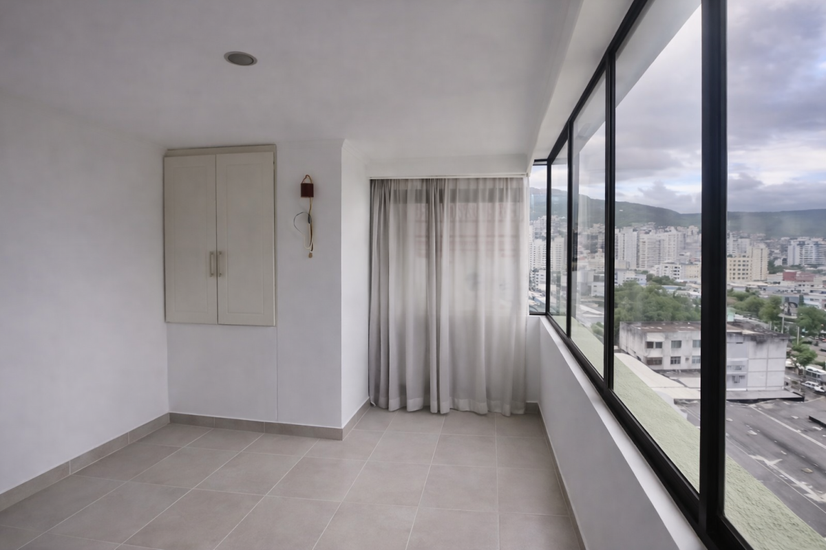 Apartamento en Venta en Los Cámbulos Cali | 125 m² | piso 10 con vista | 3 habitaciones | 2 parqueaderos
