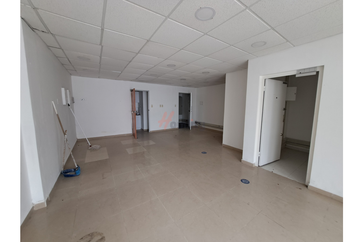 Locales en Arriendo, San Diego Bogotá - 001